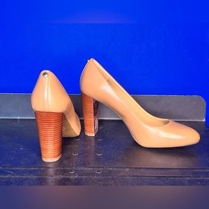 Michael Kors Tan Size 8 Heels